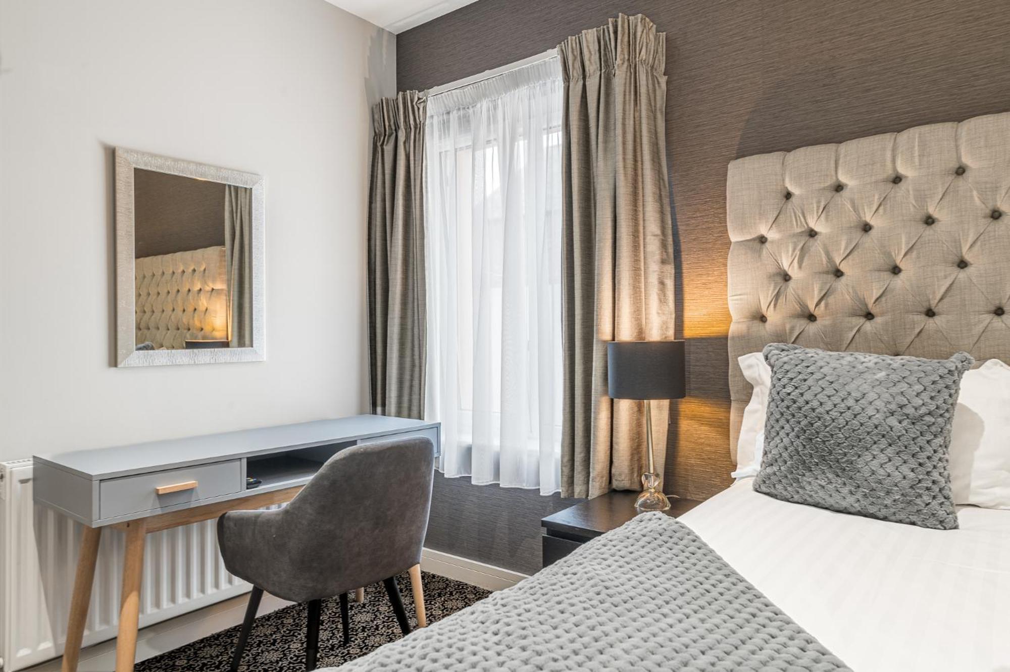 Abbey Apartments Modern Aparthotel For Tourists & Professionals Barrow-in-Furness Buitenkant foto