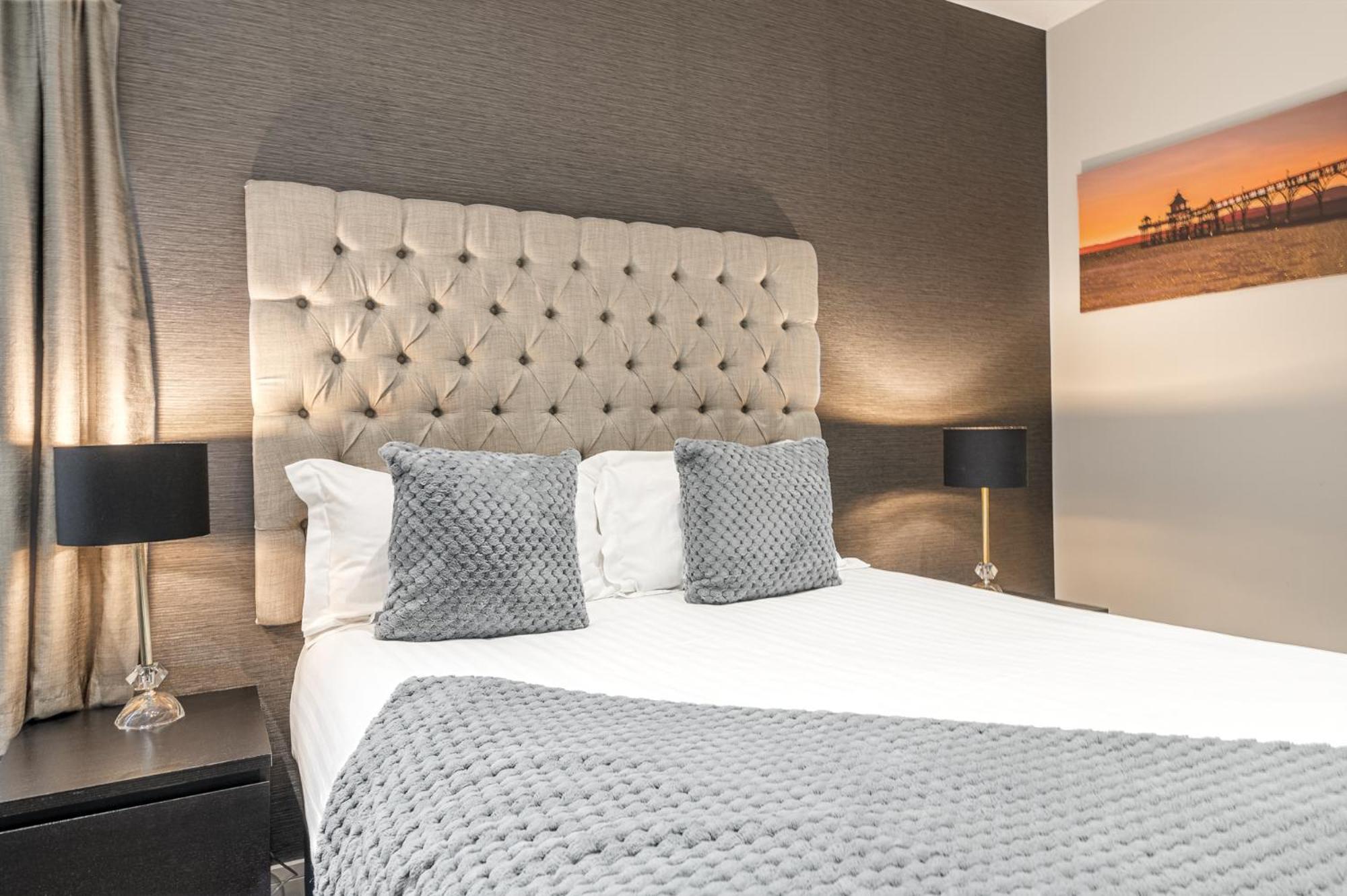 Abbey Apartments Modern Aparthotel For Tourists & Professionals Barrow-in-Furness Buitenkant foto