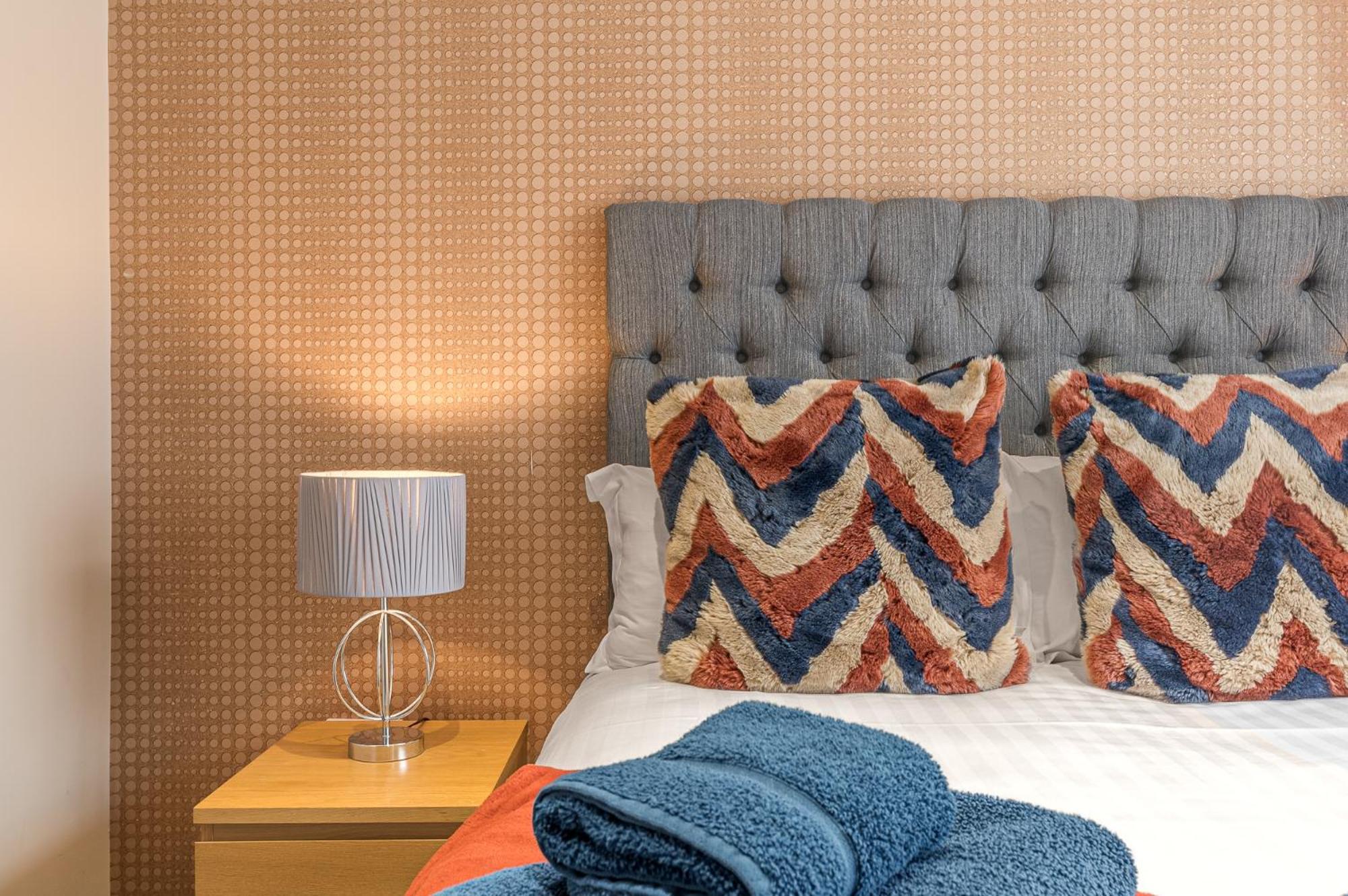 Abbey Apartments Modern Aparthotel For Tourists & Professionals Barrow-in-Furness Kamer foto